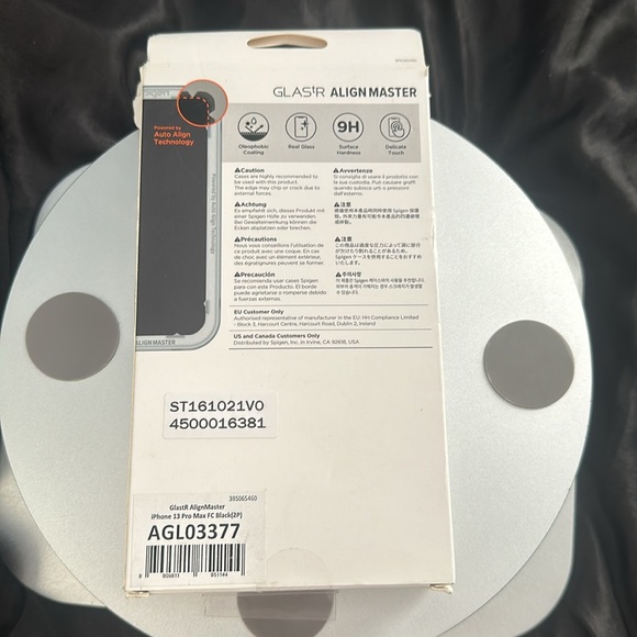 Spigen AlignMaster screen glass protector - Picture 2 of 4